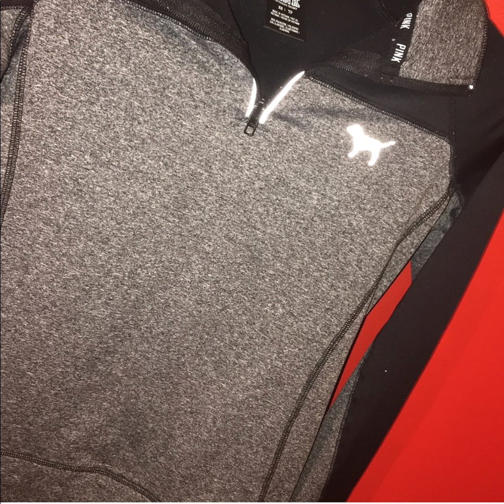 VS PINK black quater zip